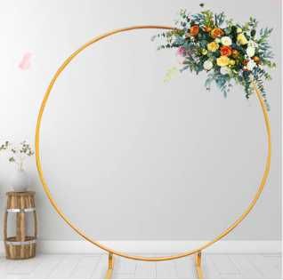 Aluguer de Arco dourado para decoração de Festas