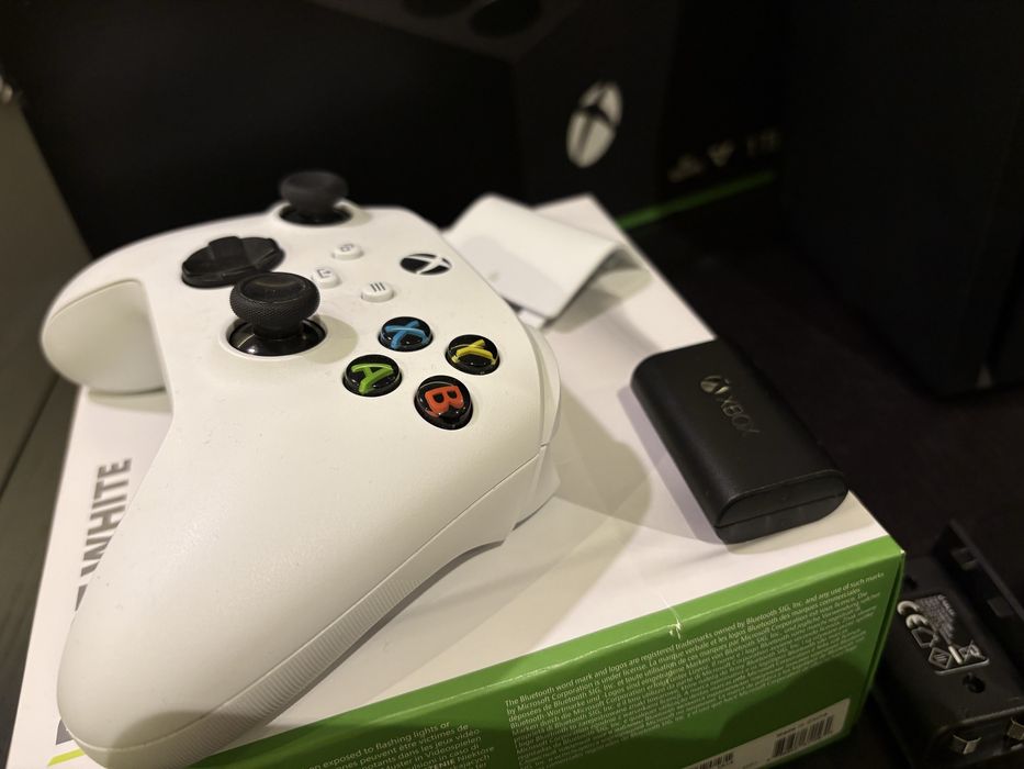 Xbox series X 1TB com caixa