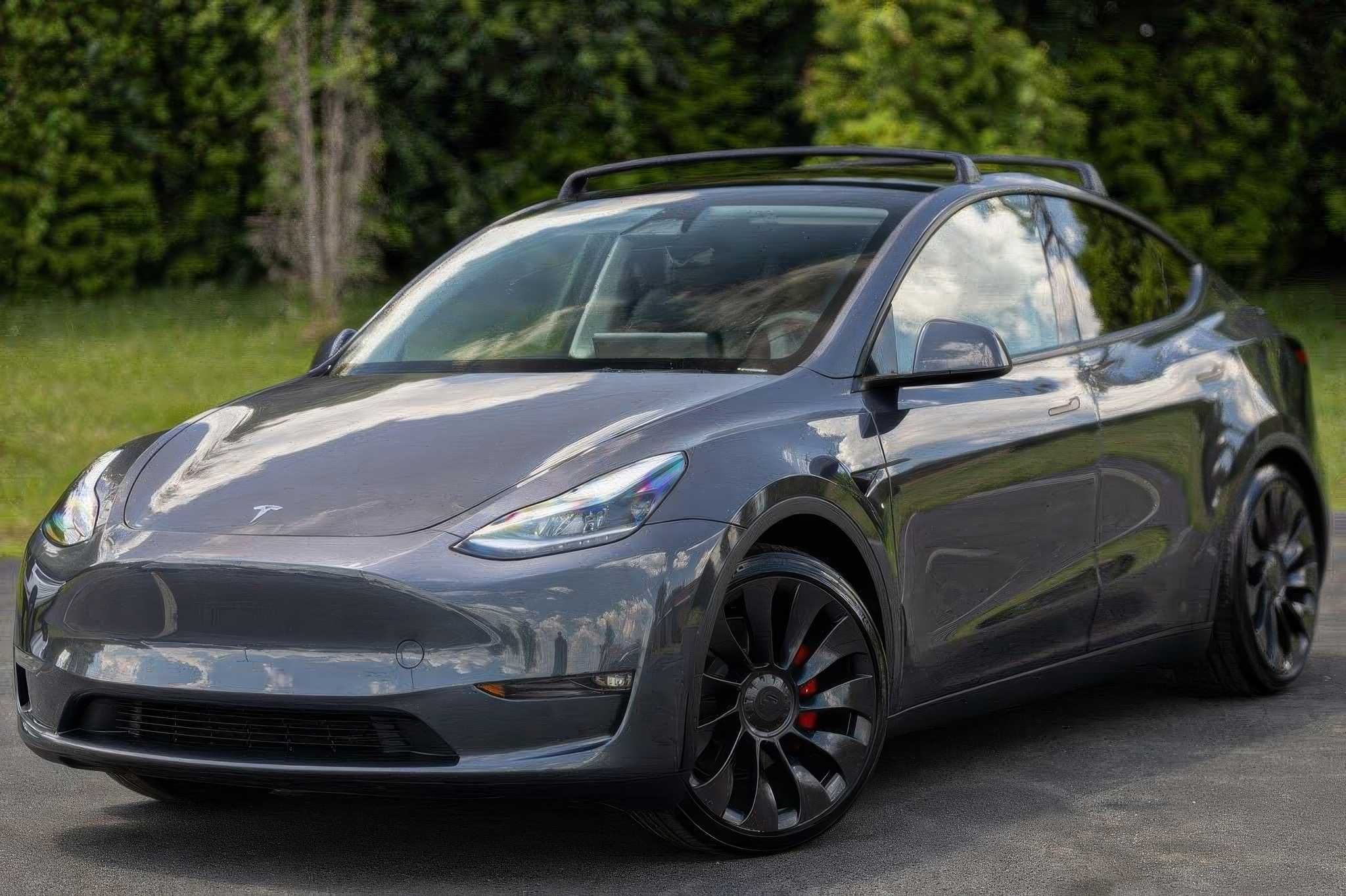 2023 Tesla Model Y Performance