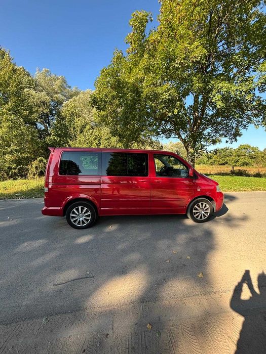 Volkswagen Multivan 2.5 TDI 130 KM