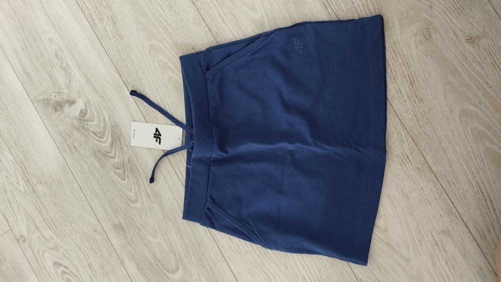 Spódniczka sportowa dziecięca 4F 140 mowa