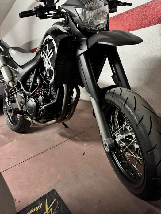 Yamaha XT660X Supermotard ou troco