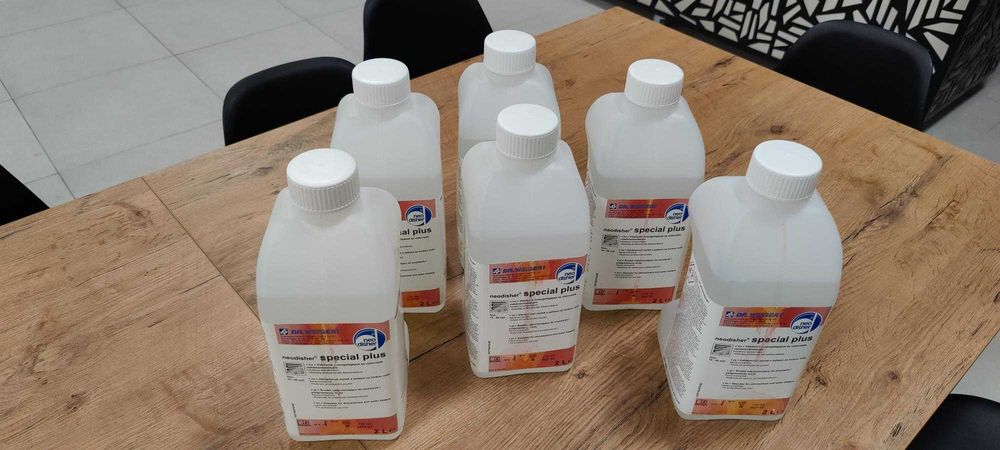 Odkamieniacz do zmywarek gastro Dr. Weigert Neodisher Special Plus 2 l