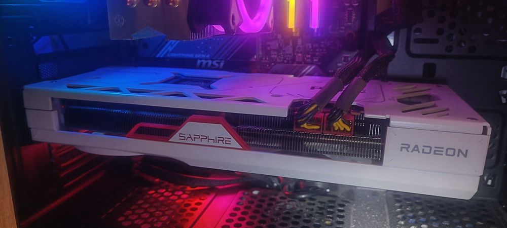 Видеокарта Raseon Rx7800xt  16гб (256бит) на гарантии розетка
