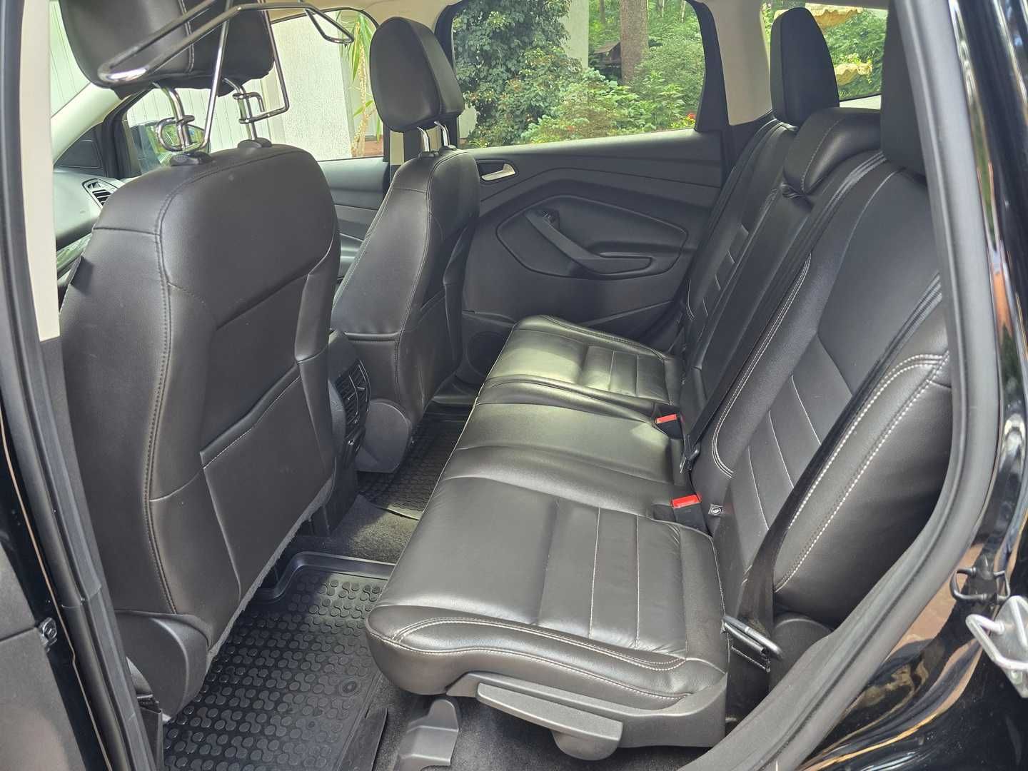 Ford Escape 2.0 benzyna 4WD Titanium, zadbany