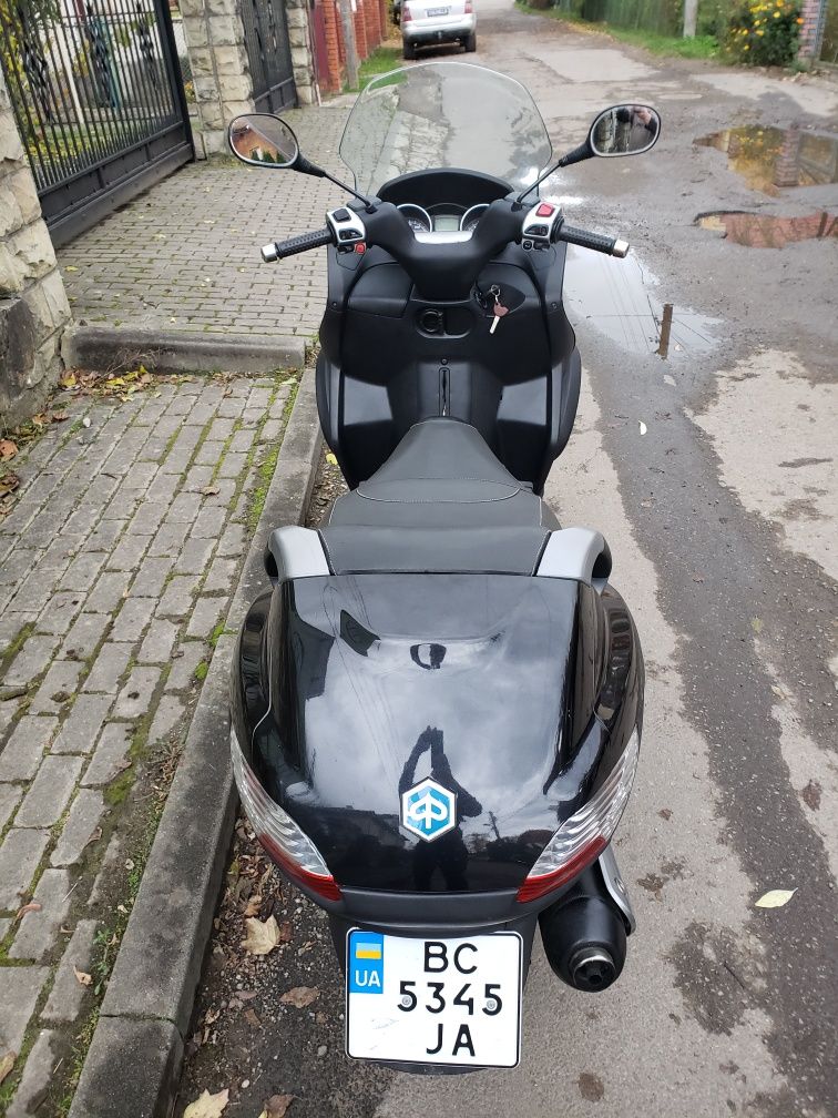 Скутер Piaggio Mp3 125cc