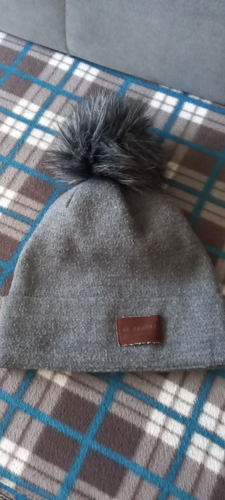 Czapka zimowa z pomponem