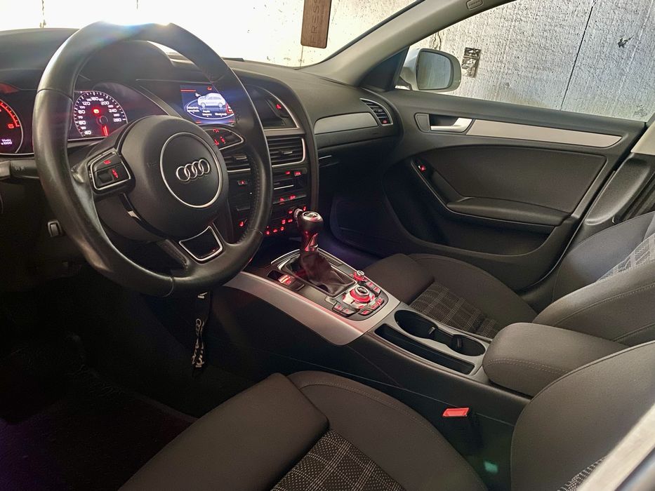 POLECAM!! Sprzedam Audi A4 B8 2.0 TDI 143 KM 2013 r. Polski salon