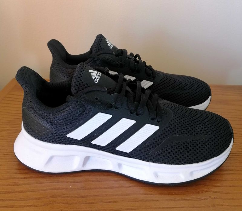 Ténis ADIDAS 36 (Novos e originais)