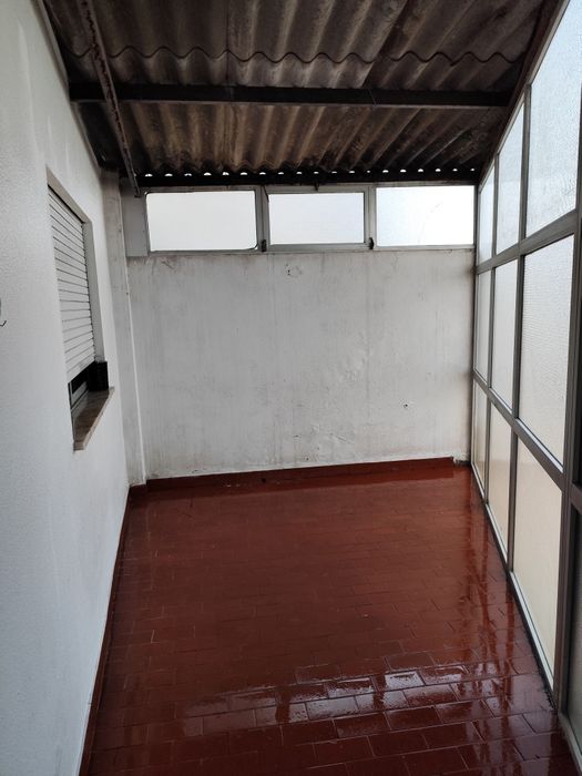 Apartamento T3, com dois WC,  para arrendamento