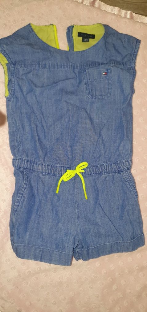 Kombinezon jeansowy na 3 latka Guess
