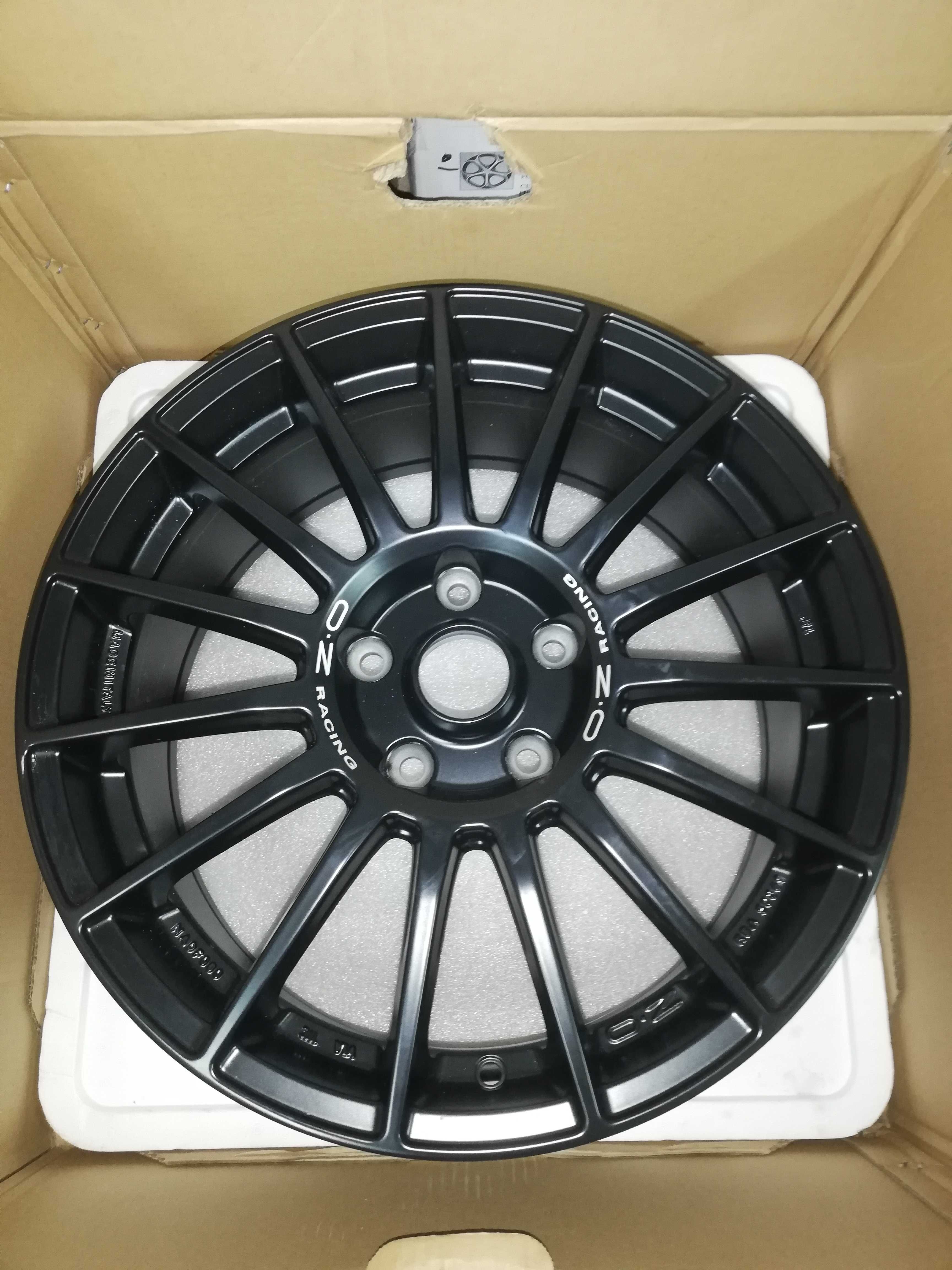 Felga OZ SUPERTURISMO LM 18'' 8J 5x120 ET 50