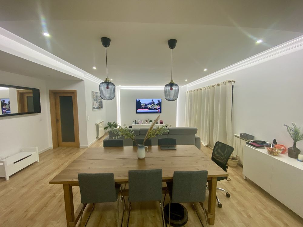 Apartamento T2 Renovado em Open Space
