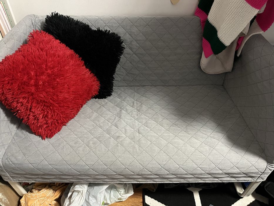 Sofka ikea z pokrowcem