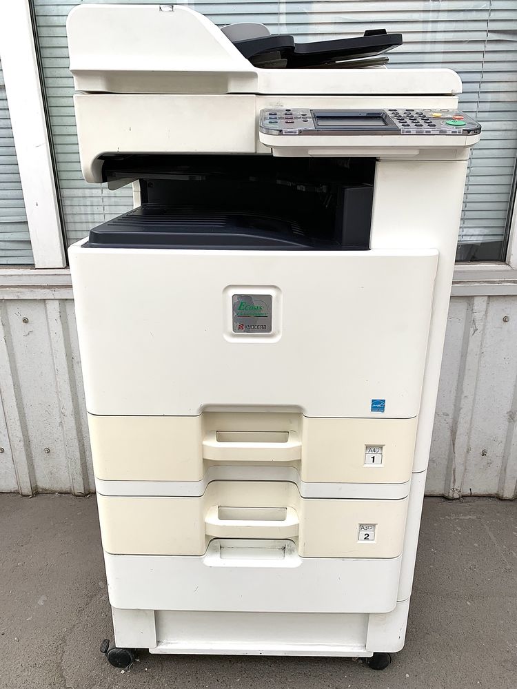 Кольорове БФП A3 принтер копир Kyocera FS-C8025MFP МФУ