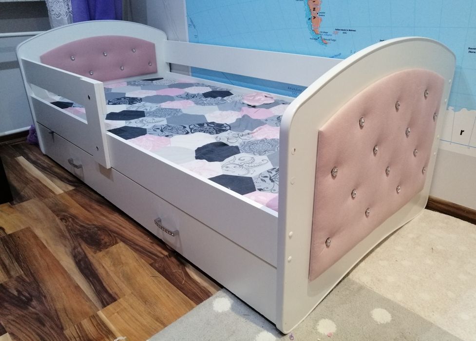 Łóżko dla dziewczynki