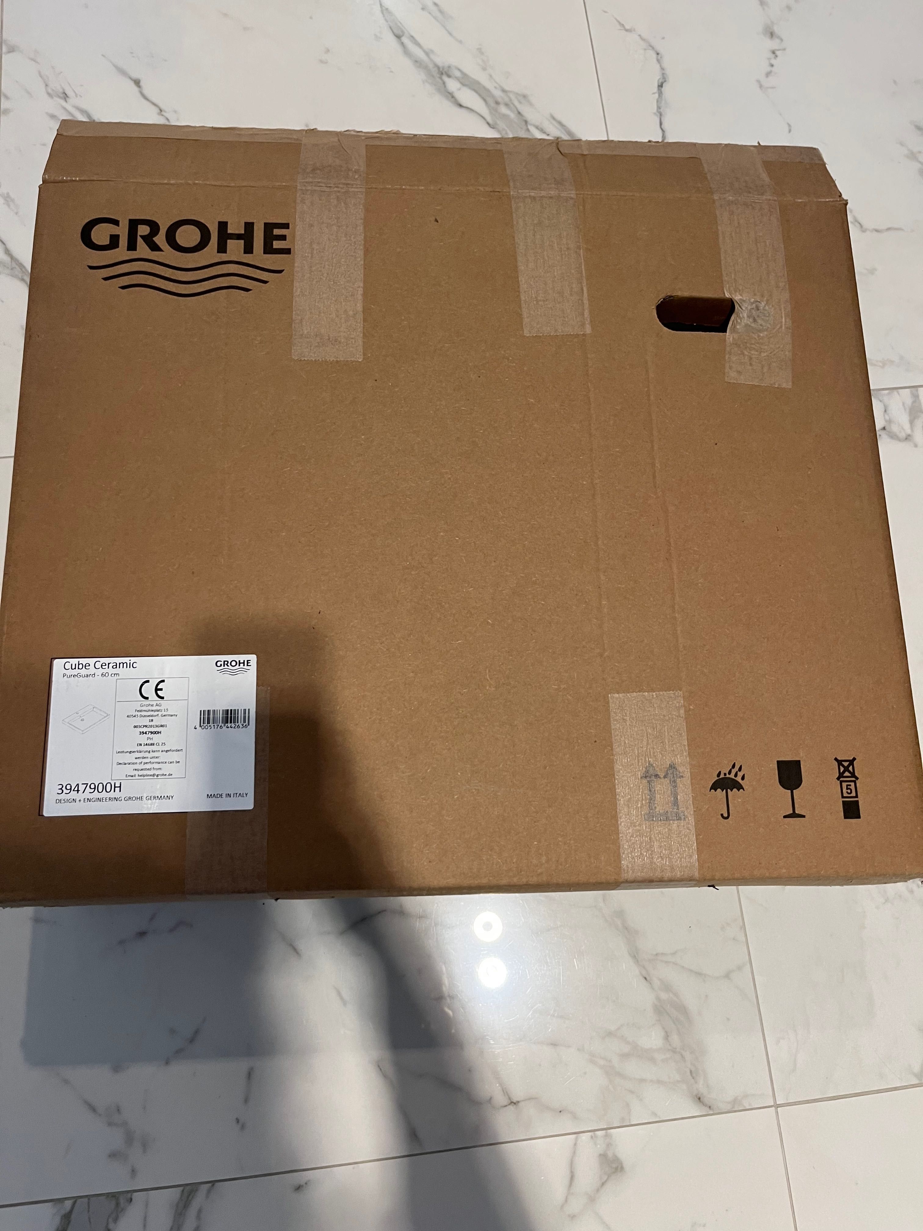 Umywalka Grohe cube ceramic