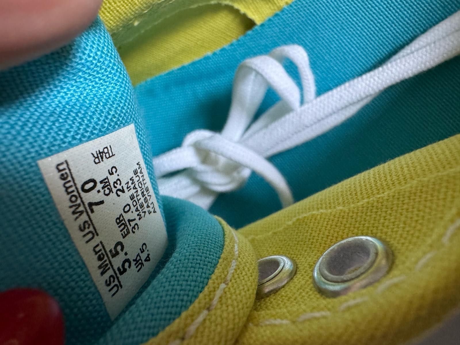 Nowe sneakersy unisex VANS Authentic Lo Pro żółte 37