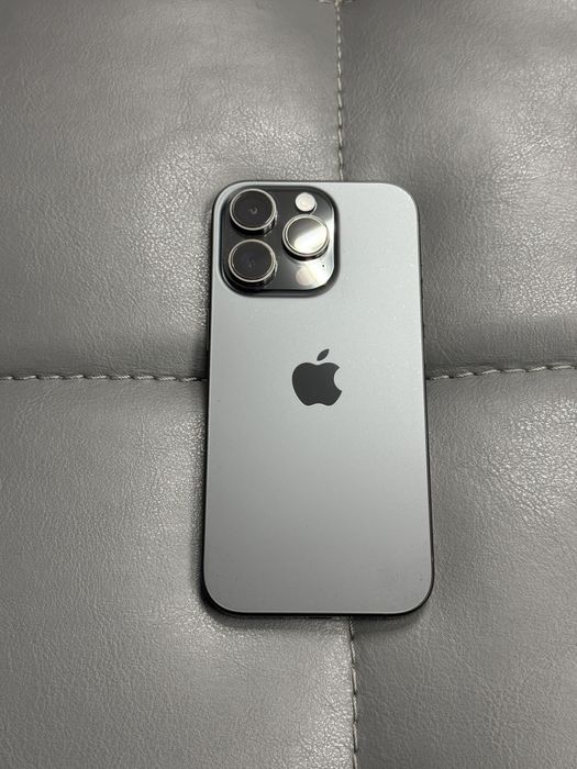 Apple iPhone 16 Pro 128GB Black Titanium (MYND3)