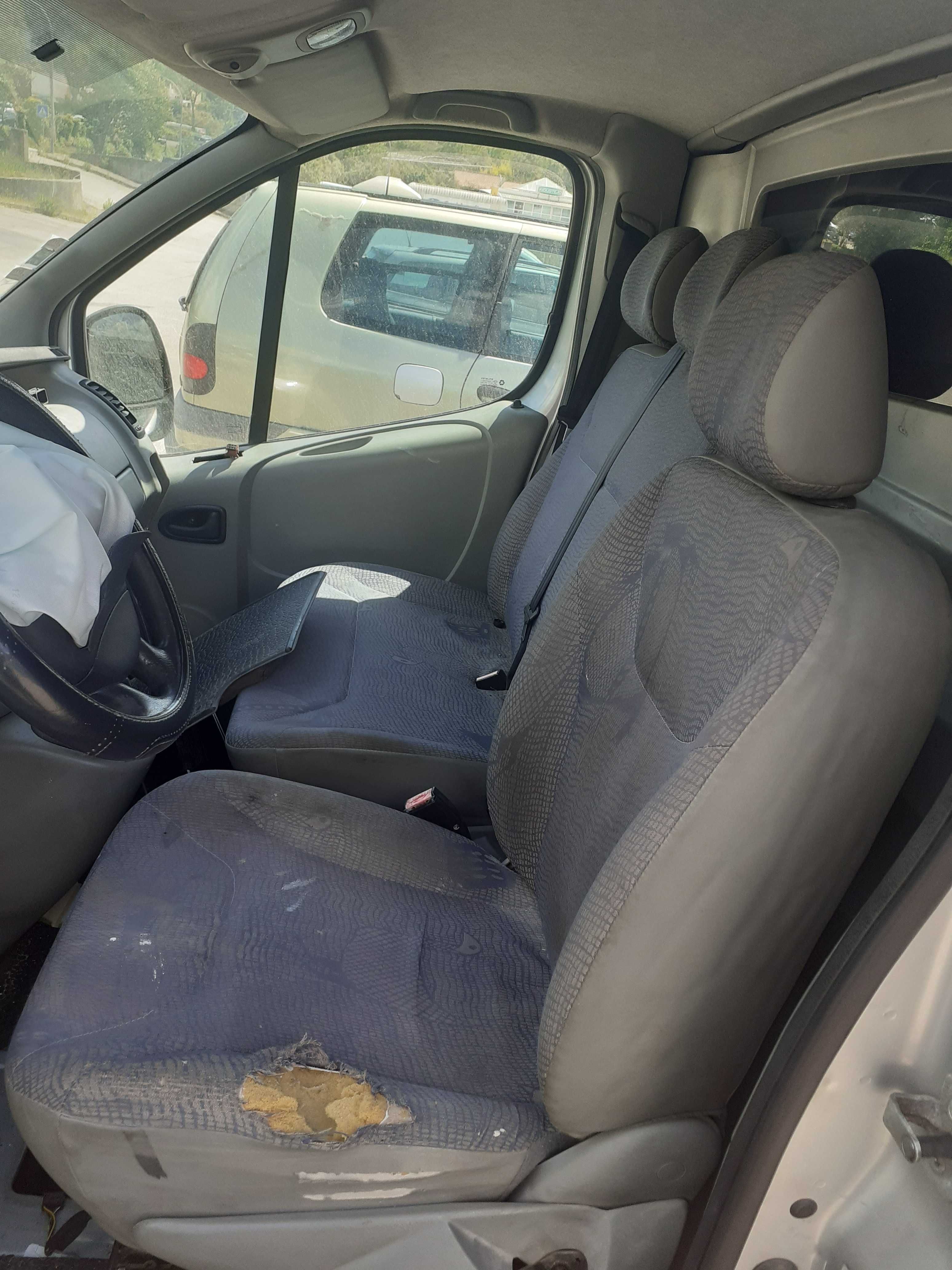Peças Renault Trafic 1.9 dci 2003