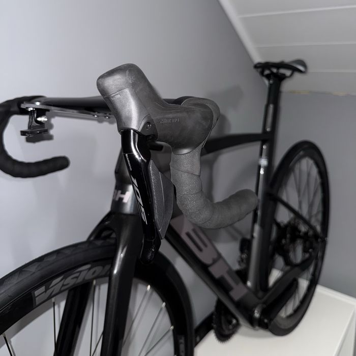 Rower szosowy BH Aerolight 6.0 105 Di2 - gwarancja