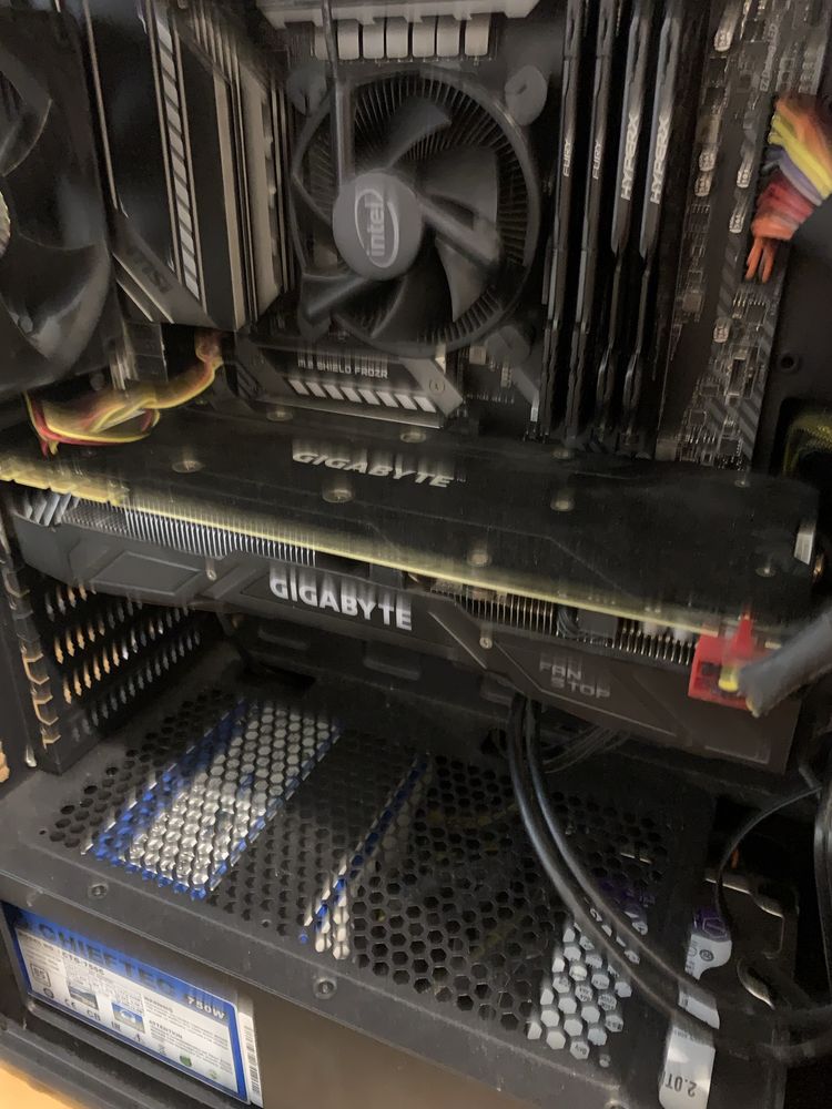 Продам відеокарту Gigabyte GeForce GTX 1070 8Gb