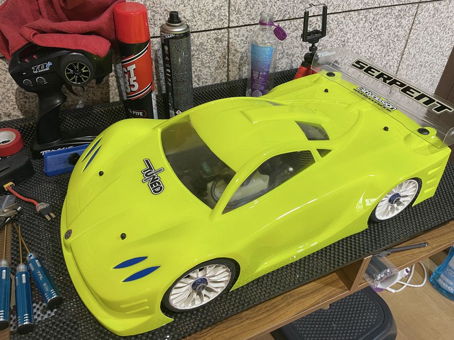 Serpent xray capricorn hot bodies traxxas tamiya