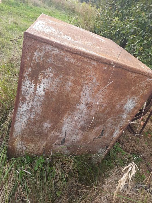 Бочка квадратна металева для пшениці або зберігання зерна