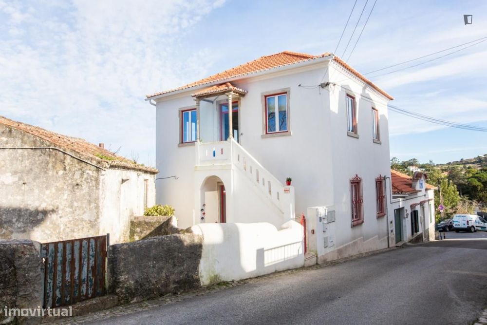 Apartamento com 2 quartos - localizado em Sintra Lisbon