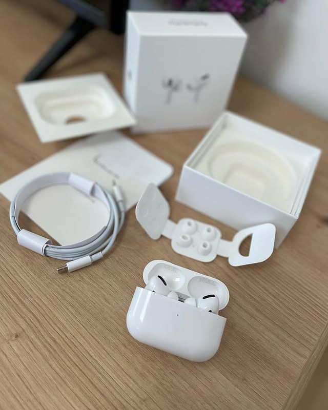 Навушники airPods pro lux якості + чохол в подарунок