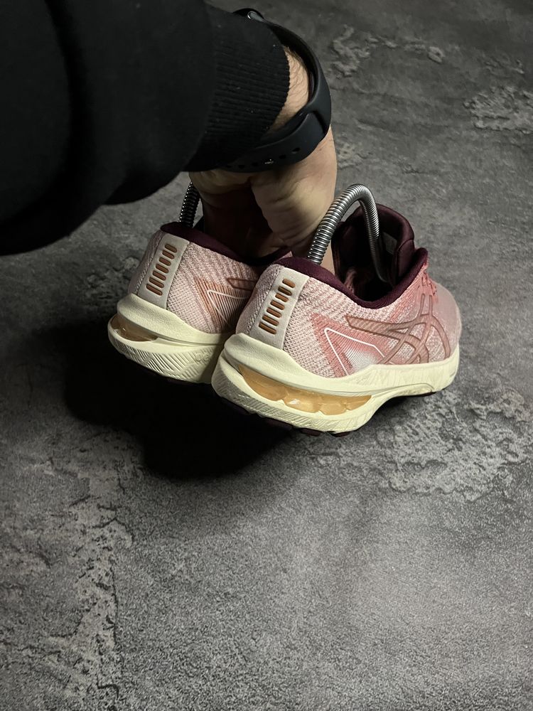 Кросівки ASICS GT-2000 10 41.5 26 кроссовки асикс гель kayano бігові