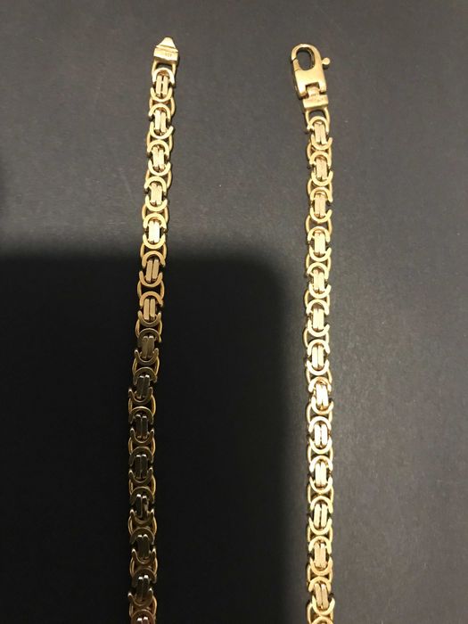Gold Ladies neckless 18k
