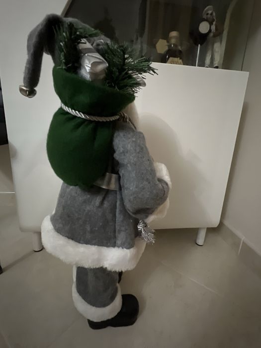 Pai natal  vestuario cinza