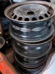 Witam sprzedam  4 szt felg stalowych 15 cali rozstaw  5x112