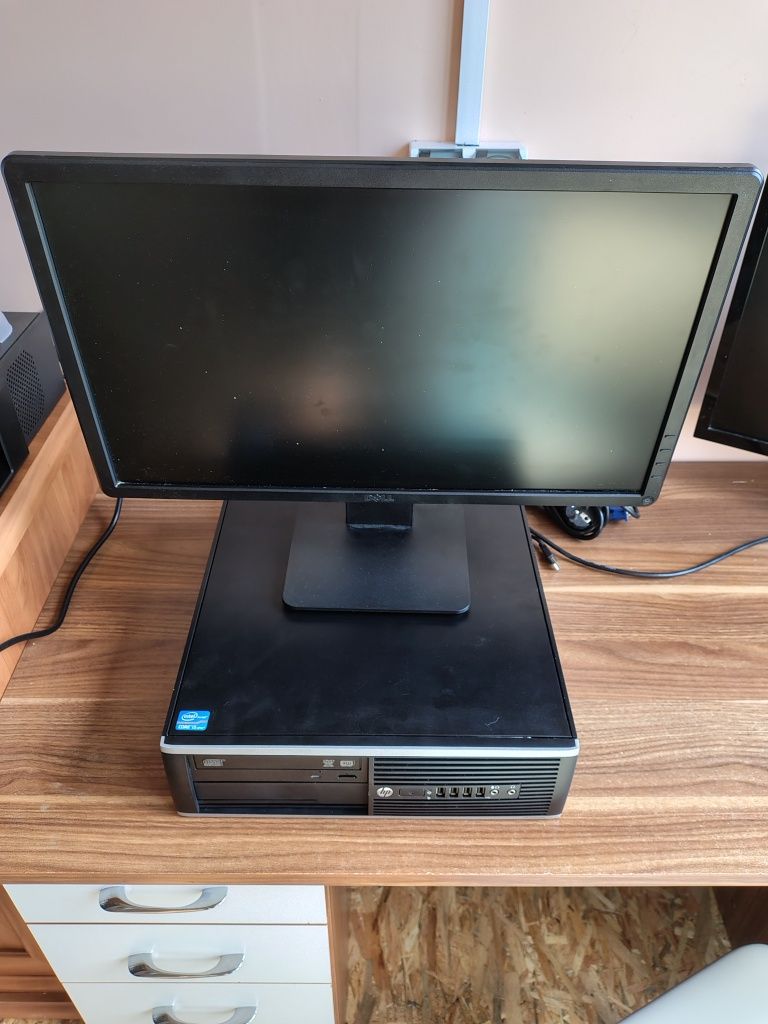 Komputer HP Compaq plus monitor Dell
