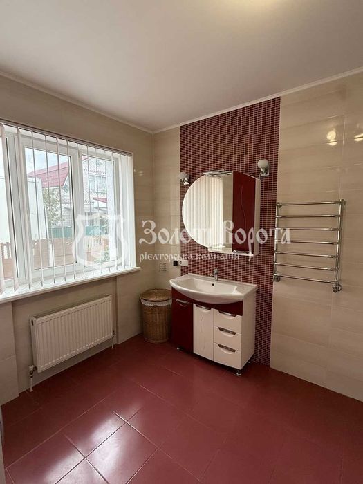 Будинок, 2пов. Гарний стан. смт Калинівка, Броварський район