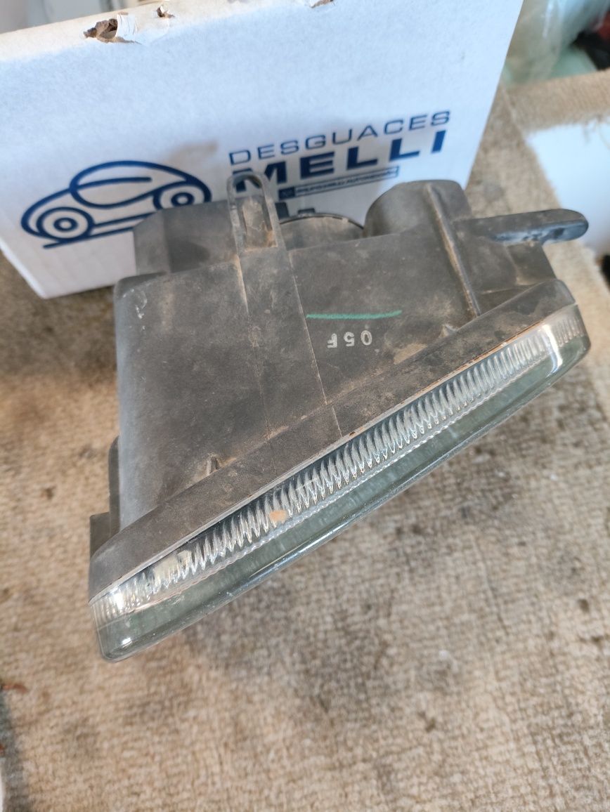 Farol nevoeiro almera N 15 esquerdo