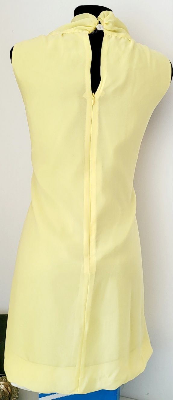 Sukienka żółta 44