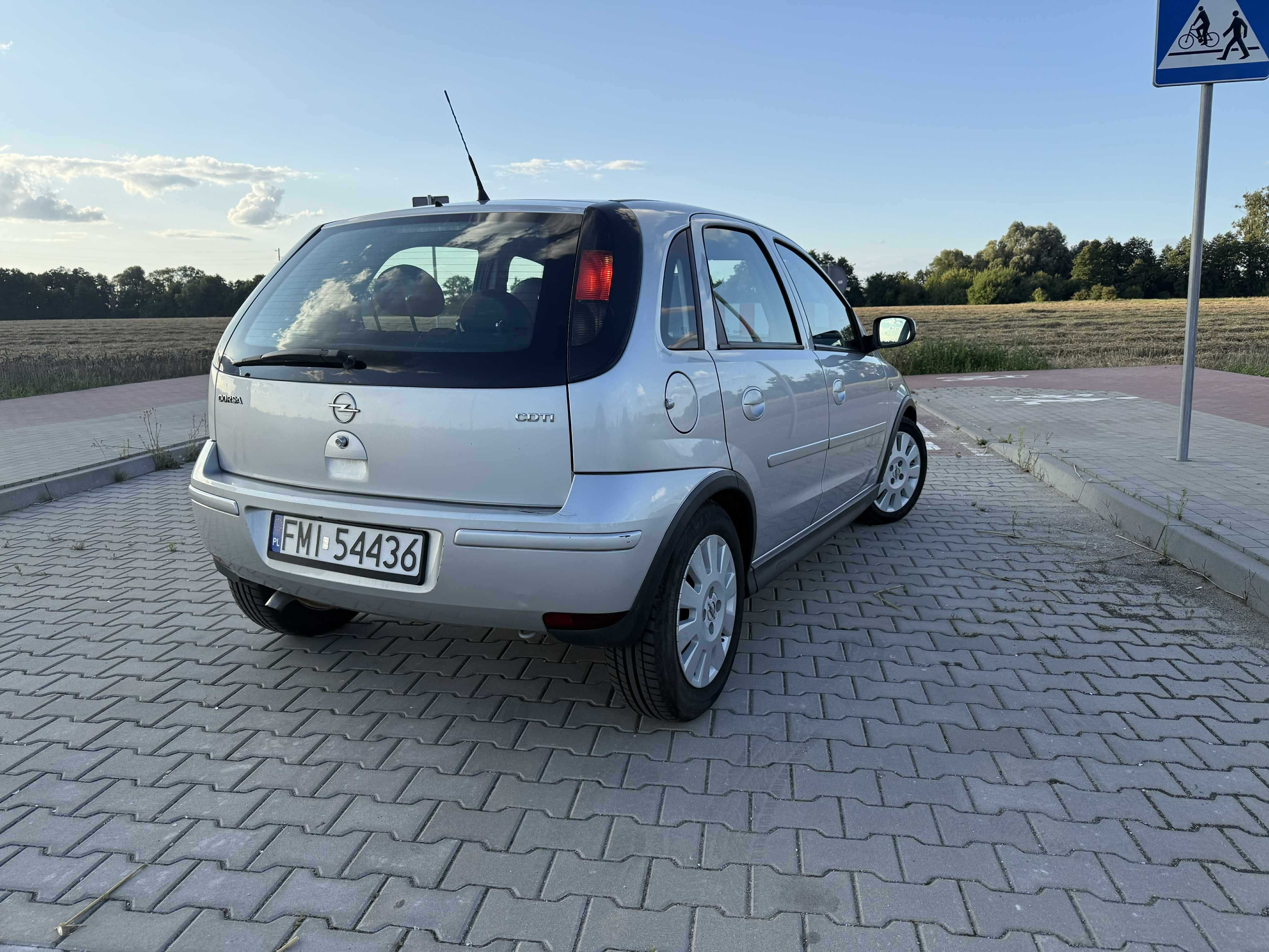 Opel Corsa C 1.3 CDTI 2005 r.
