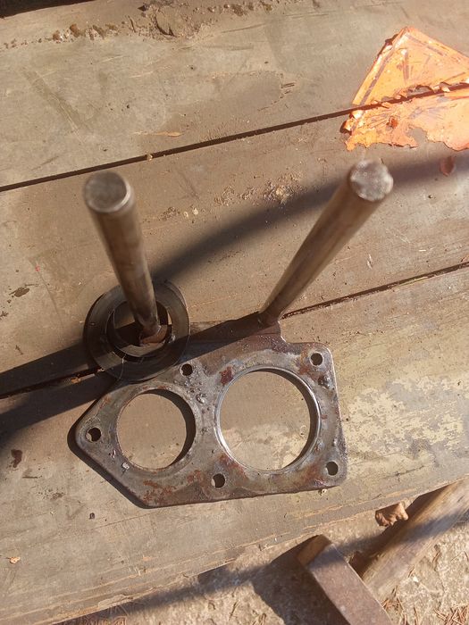 Продам на Иж планету 5