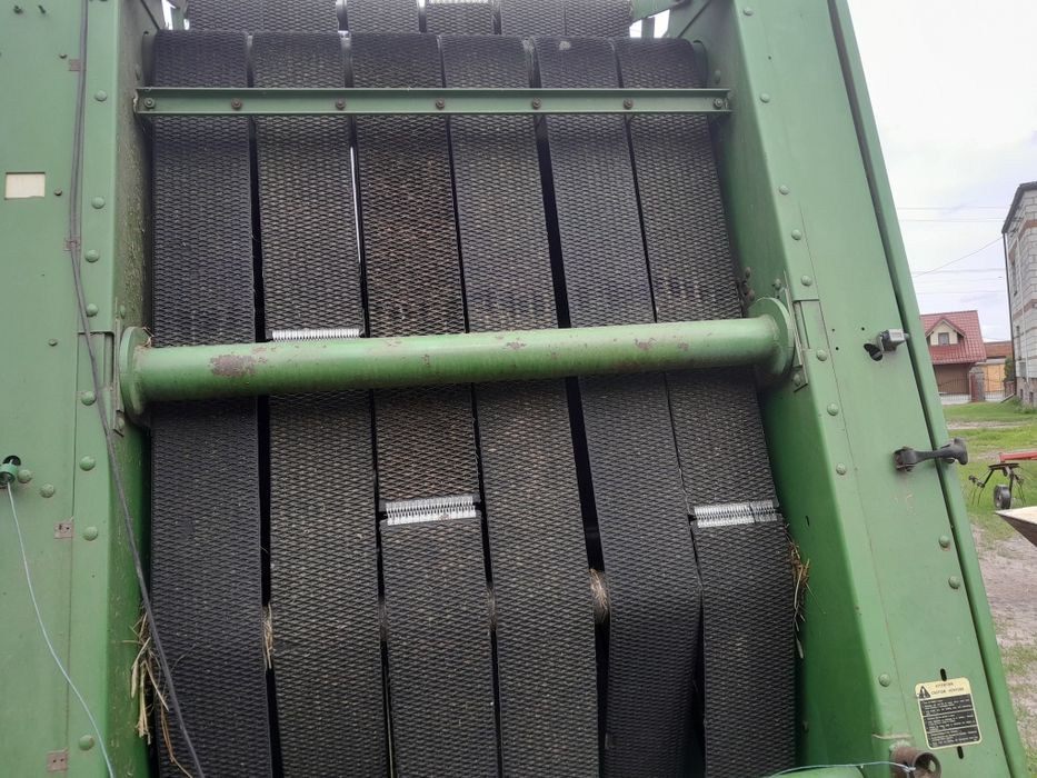 Prasa belująca pasowa zmiennokomorowa john deere  550