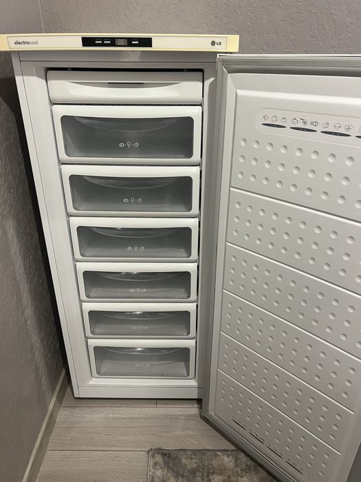 Морозильна камера LG GR-204SQA