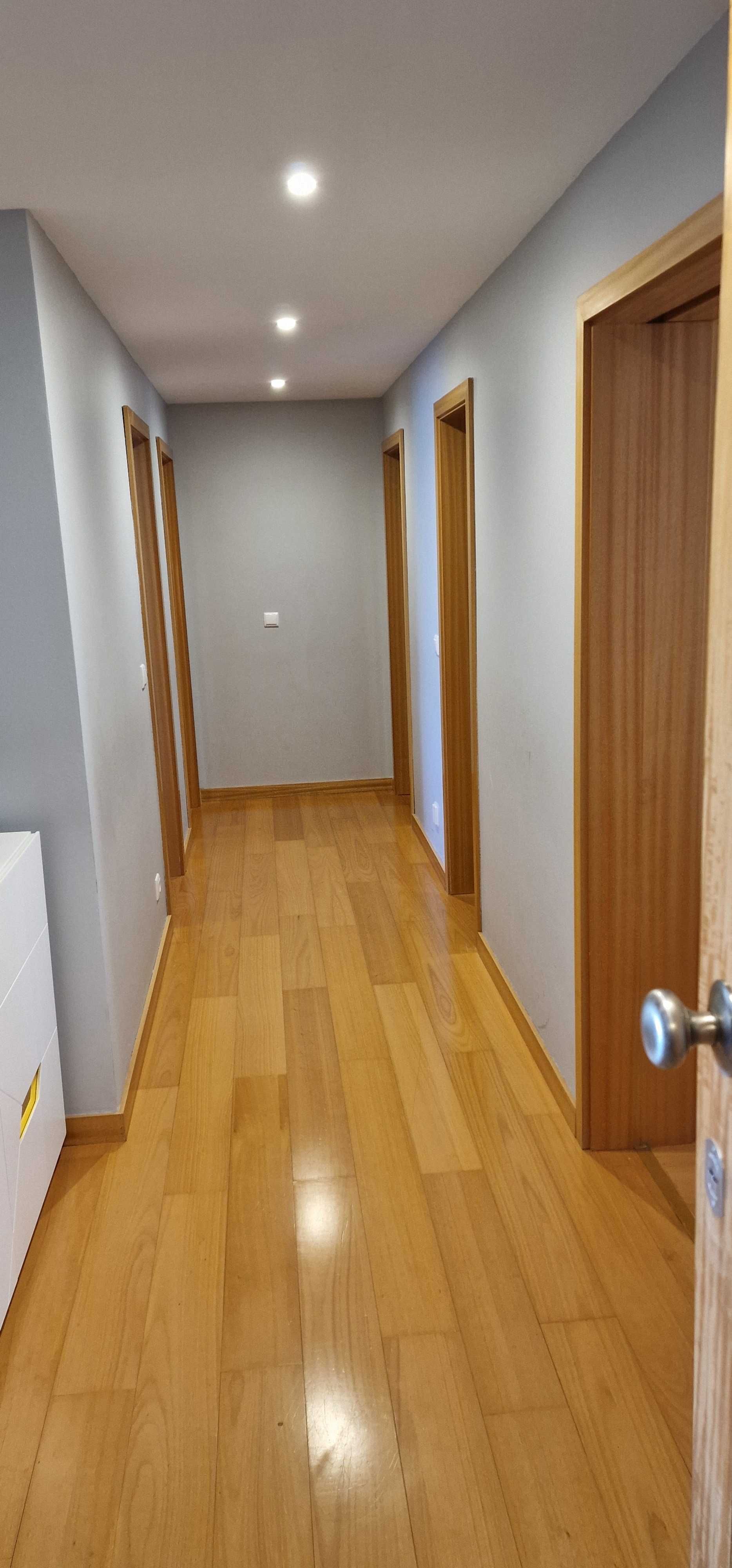vende se apartamento T3 Guarda