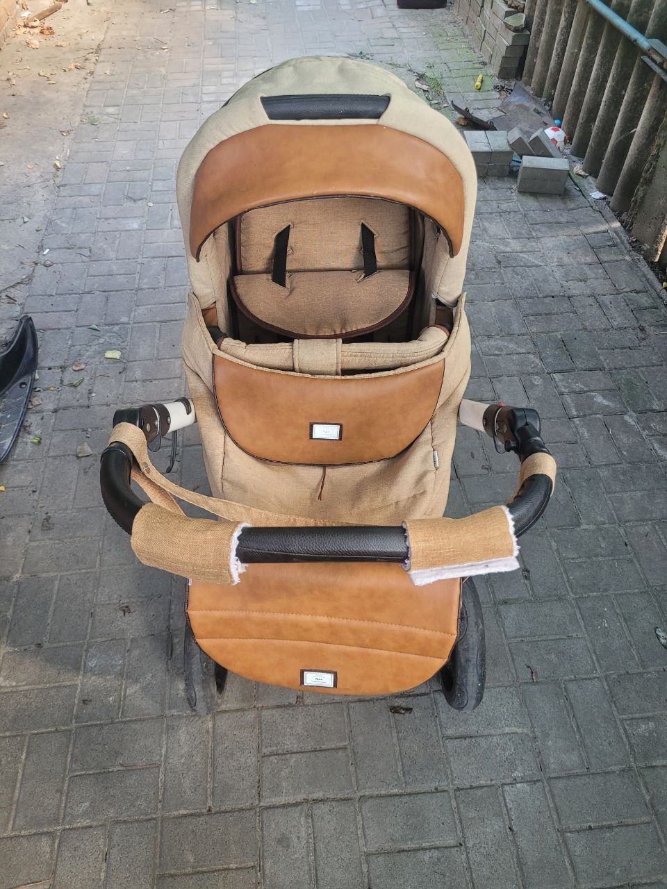 Продаю коляску б/у