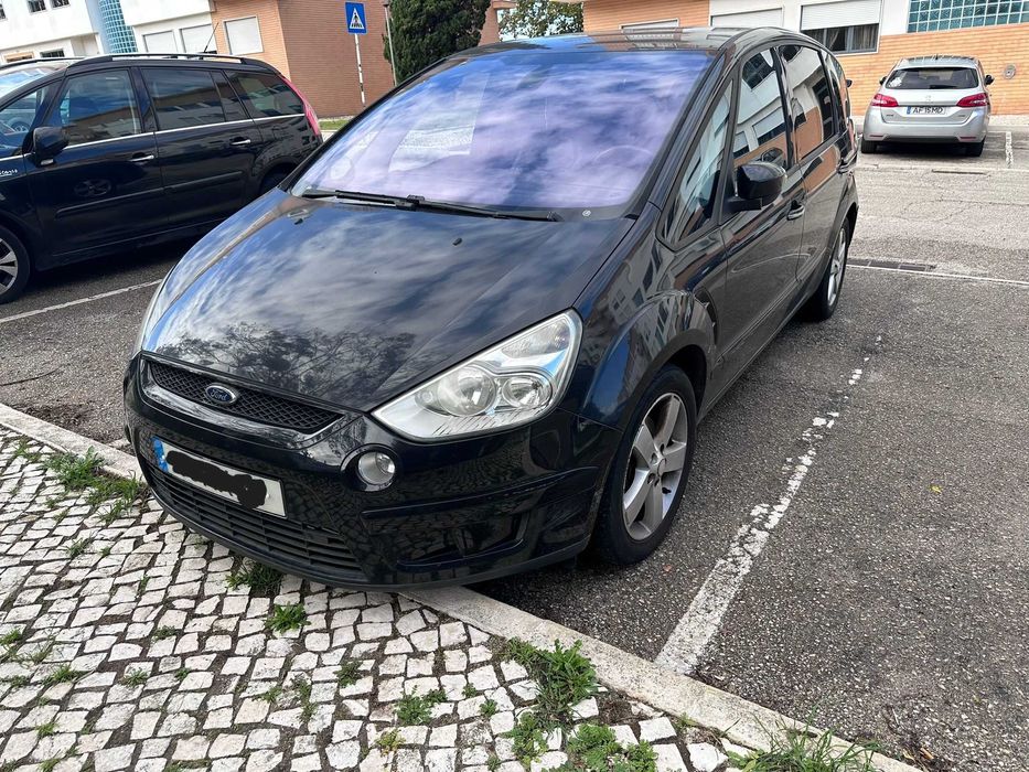Ford S-Max Titanium