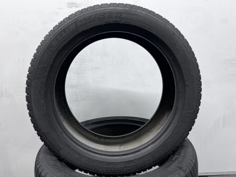 4шт всесезонні 225/45/R17 2019р Michelin Cross Climate Plus x2x4