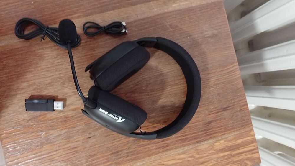 Продам наушники attack shark l80 pro