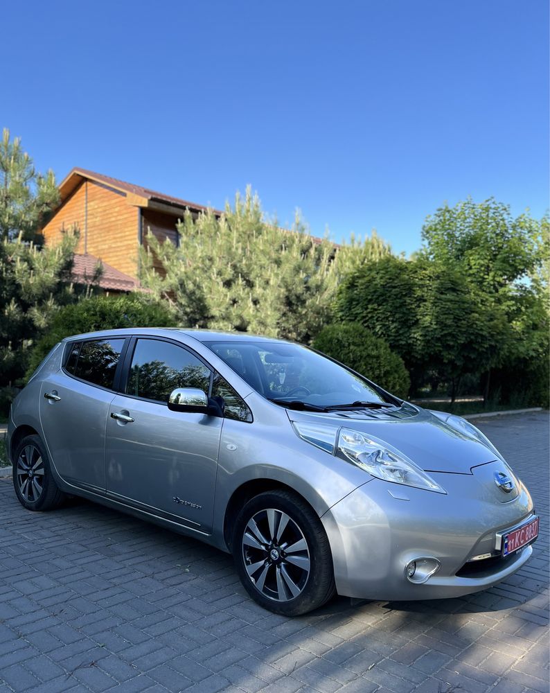 Nissan Leaf 2014рік, 24kWh, Tekna