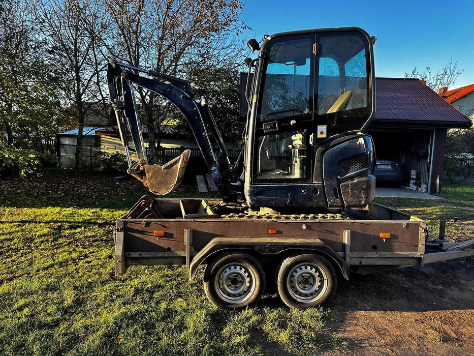 Minikoparka wynajem bez operatora lub z operatorem.