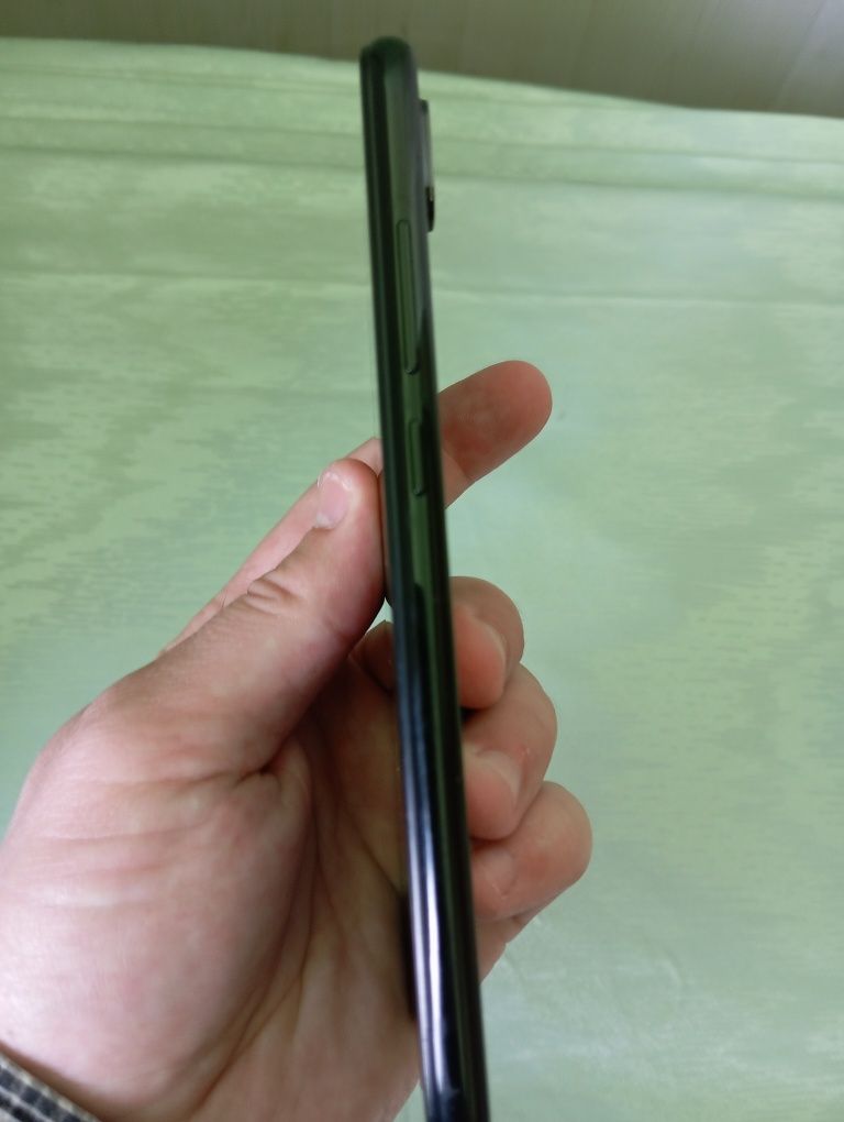 Смартфон Xiaomi redmi note 7.
